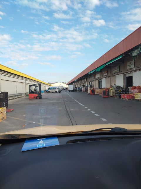 Cour logistique de Grand Fruit Distribution
