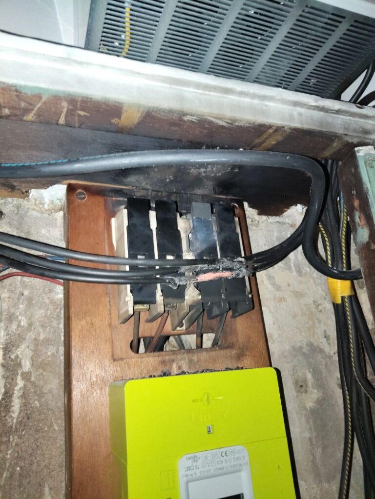 Zone de l'installation électrique où s'est produit le départ de feu