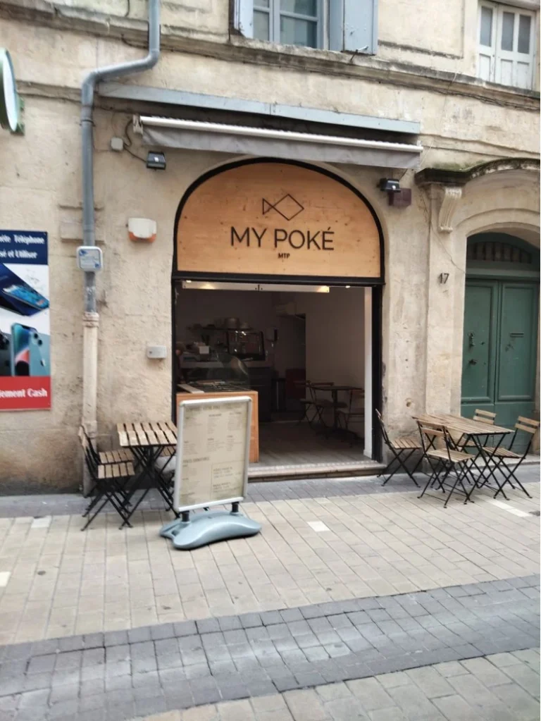 Devanture du restaurant My Poké place de la Comédie à Montpellier